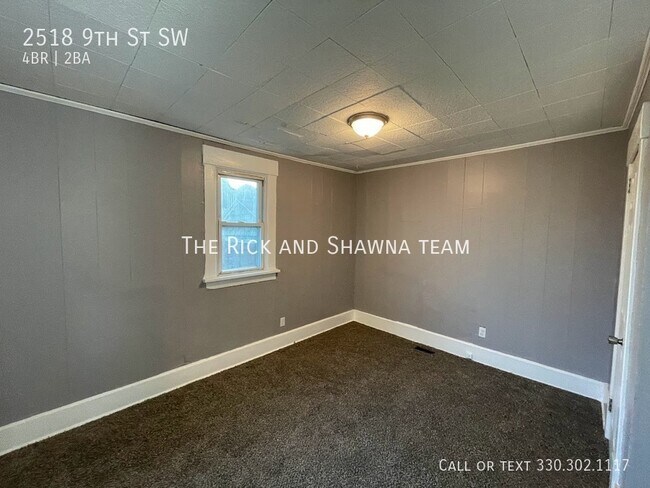Building Photo - Four bedroom two bathroom home for rent