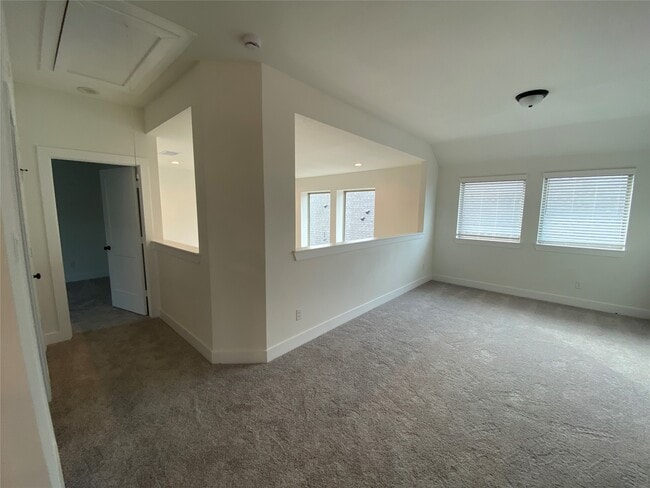 Building Photo - 31323 Balsam Hawk Ln
