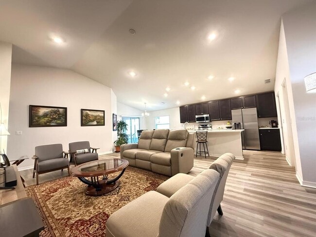 Building Photo - 413 Windy Willow Wy