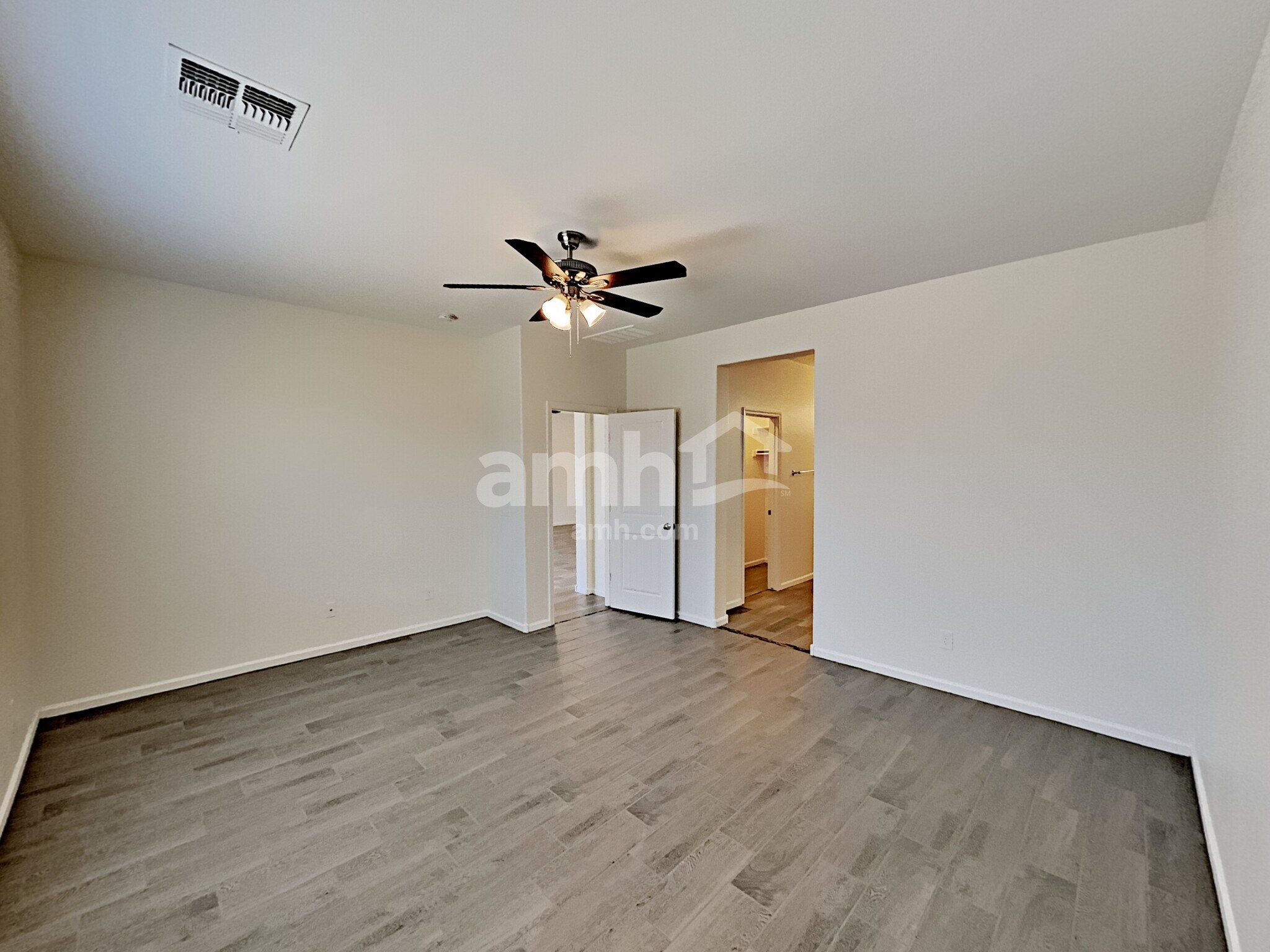 Building Photo - 20253 W Sherman St