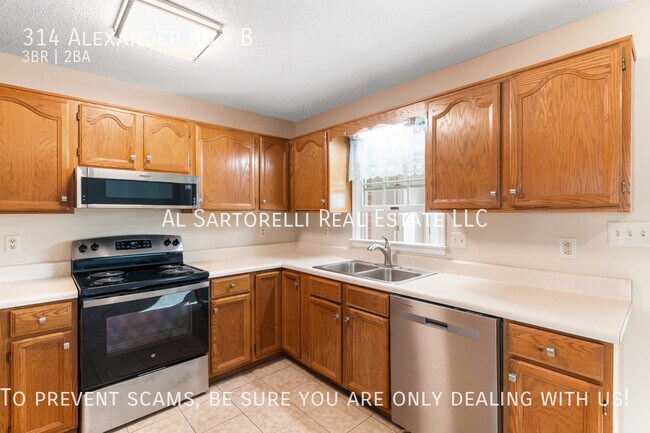 Building Photo - 314 Alexander Rd