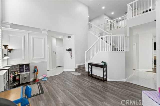 Building Photo - 15881 Madelyn Ct
