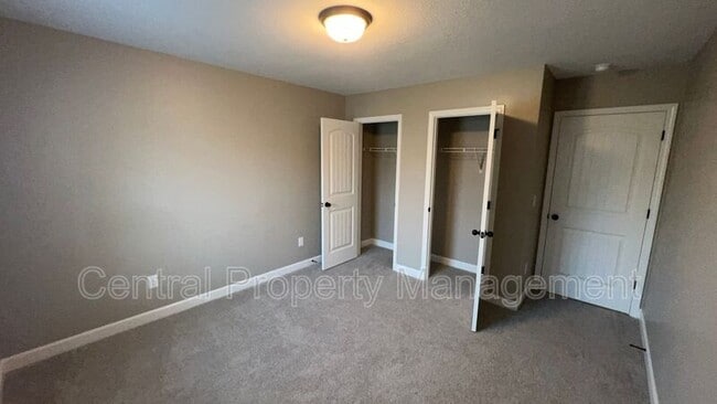 Building Photo - 436 Shoreline Blvd