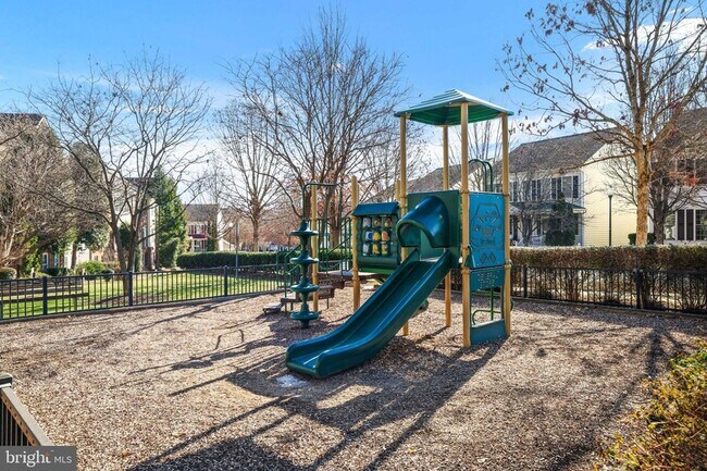 Building Photo - 409 Phelps St