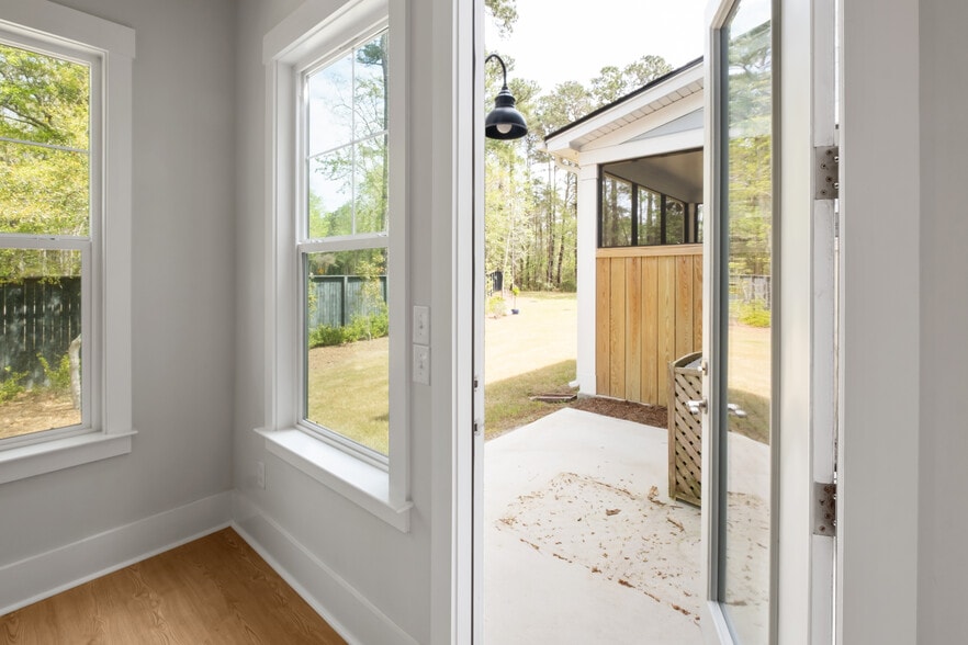 Building Photo - 2648 Balena Dr