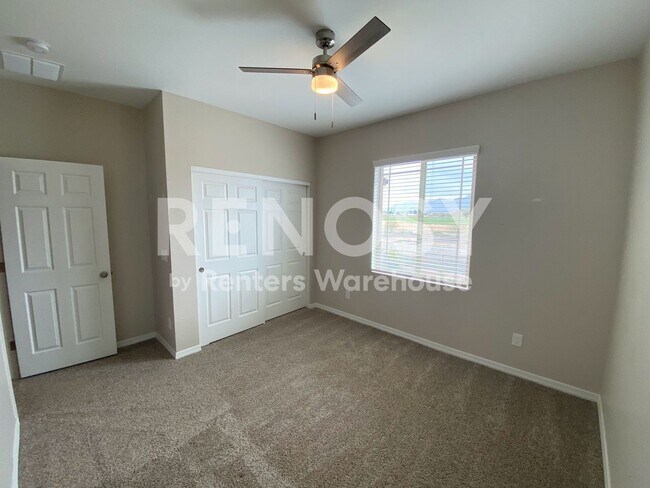 Building Photo - 11769 W Mobile Ln