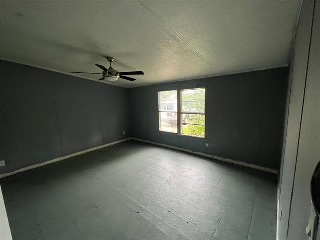 Building Photo - 210 Co Rd 1015