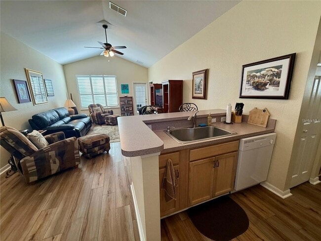 Building Photo - 11122 SW 73rd Ct