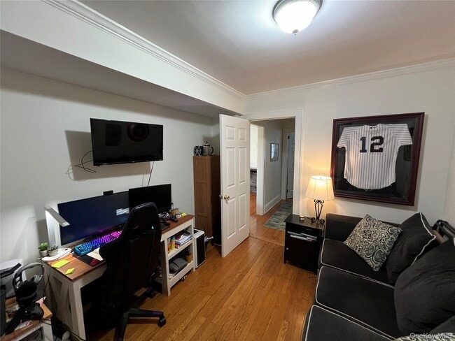 Building Photo - 23 Merritt Ave