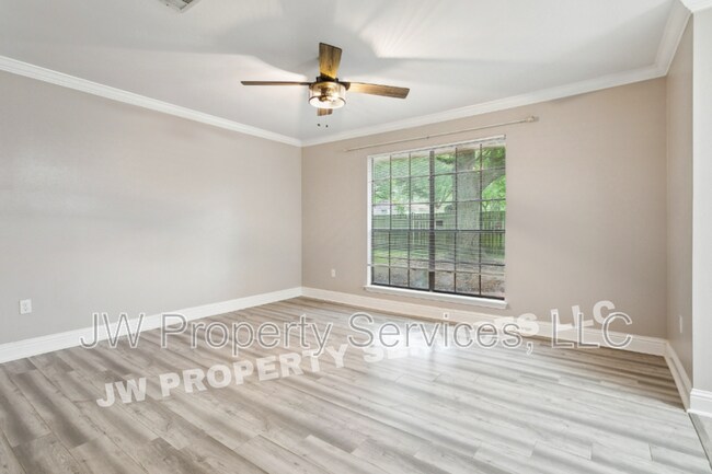 Building Photo - 1476 St Christopher Dr