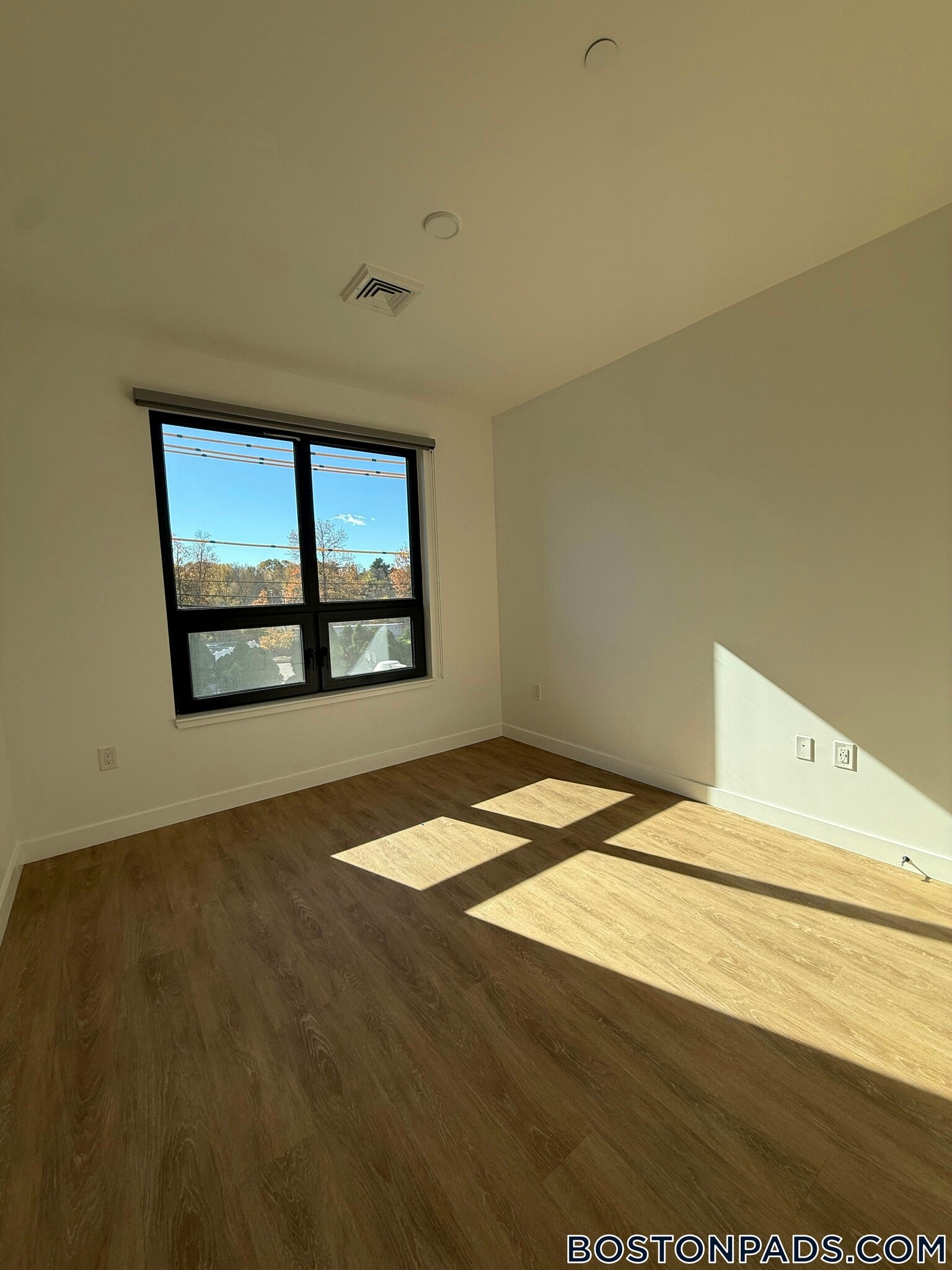 Building Photo - 199 Gardner St