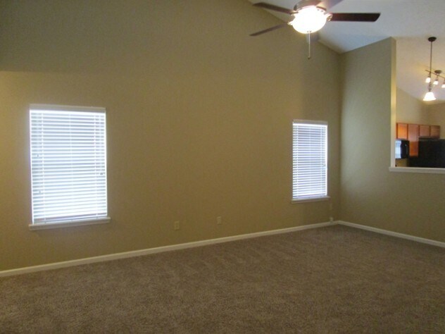 Building Photo - 10616 Northern Dancer Dr