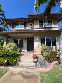 Building Photo - Beautiful 4 bedroom / 3 bath with a 2-car ...