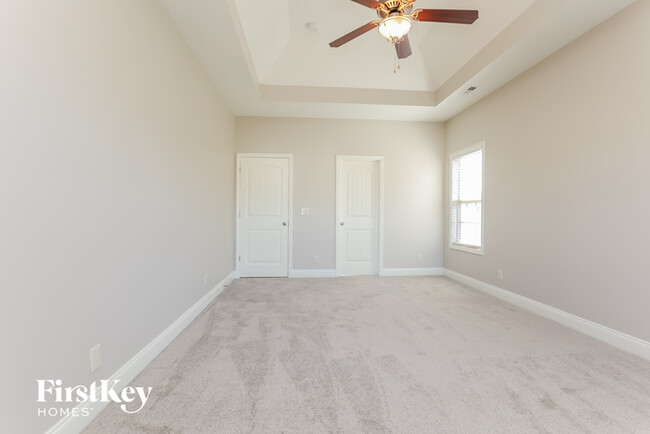 Building Photo - 3724 Windhaven Ct