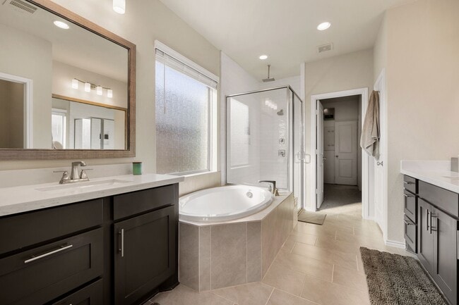 Building Photo - 23039 Birchwood Valley Ln