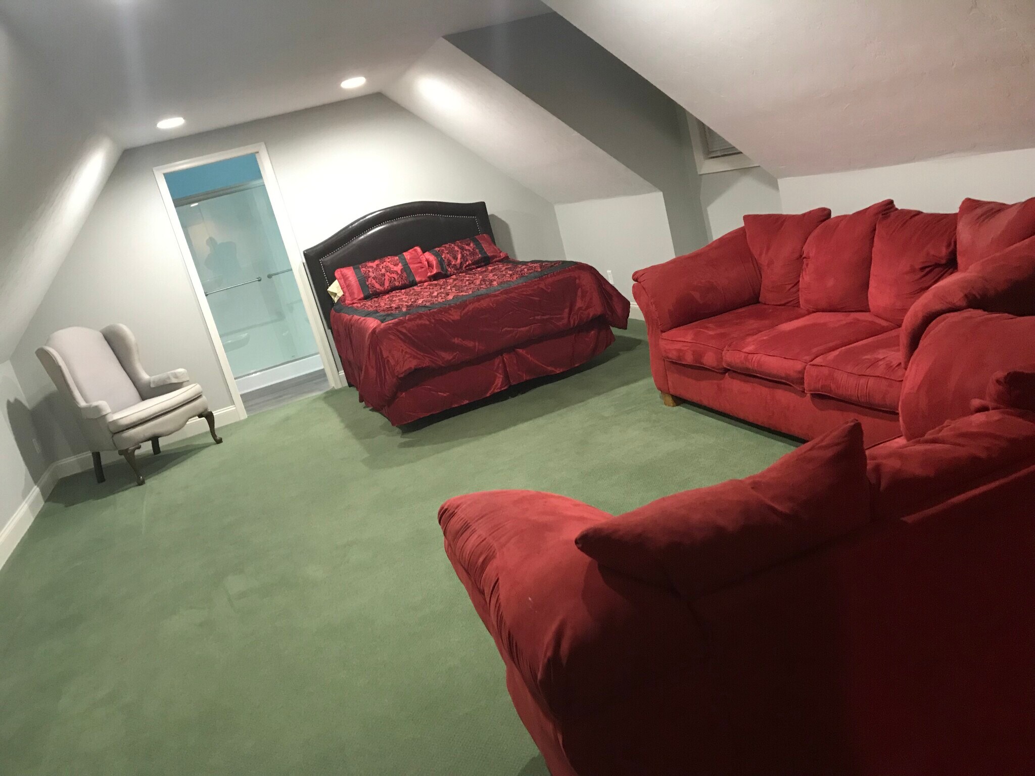 Loft Studio Bedroom/Living Room Combo - 343 Hillview Drive