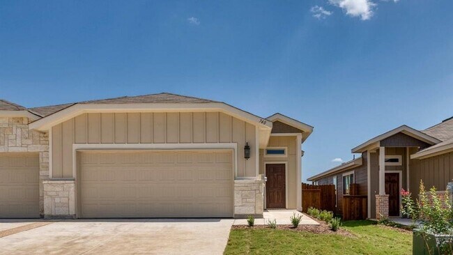 Building Photo - 715 Harvest Moon Dr