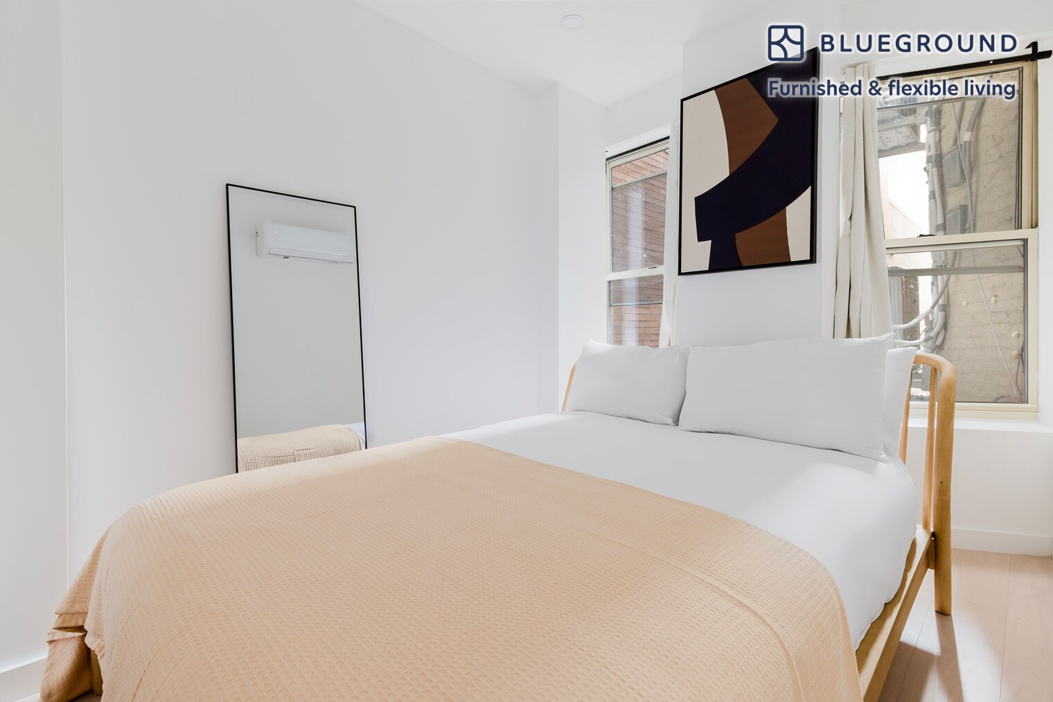 Building Photo - 246 E 53rd St