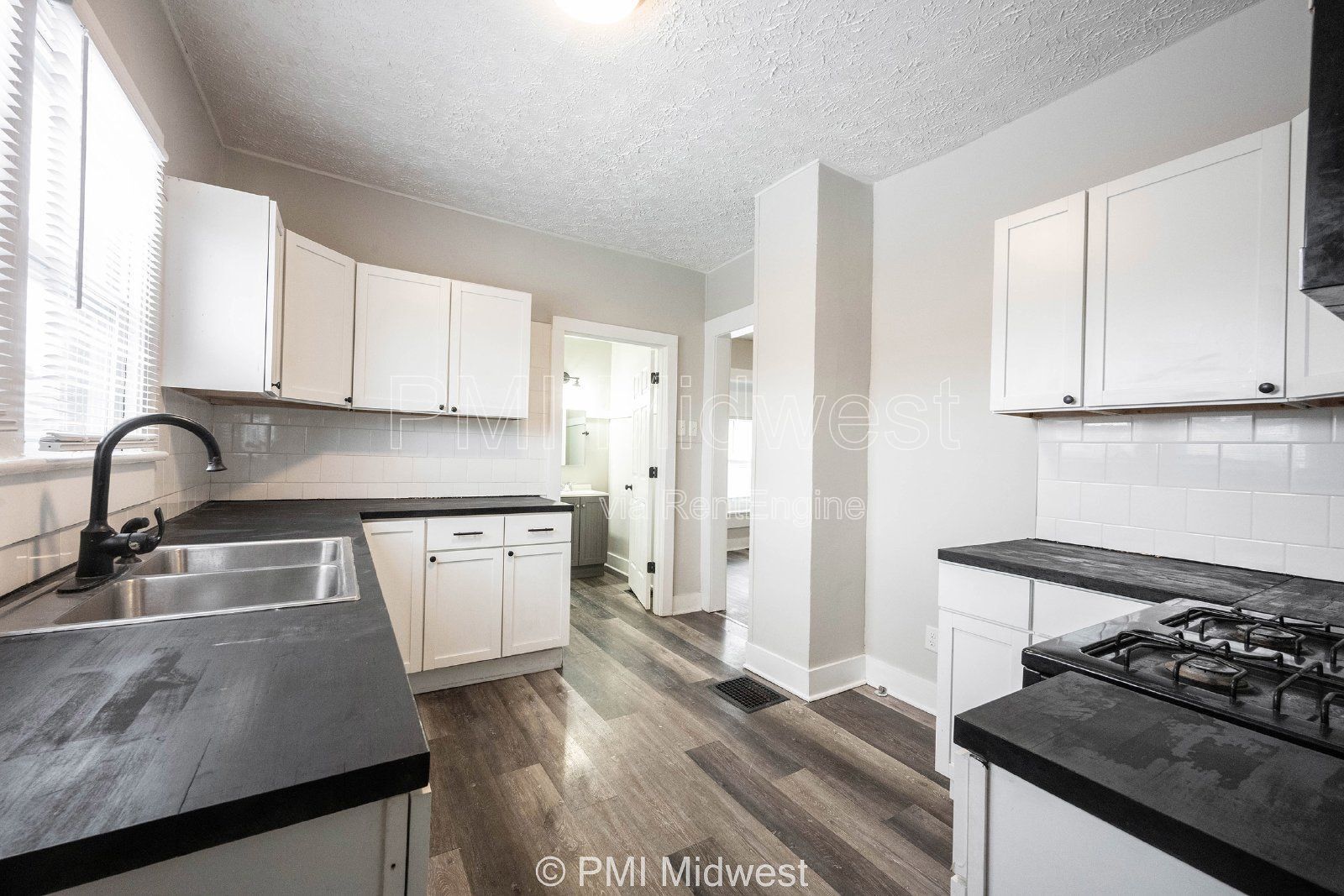 Building Photo - 729 N Bosart Ave