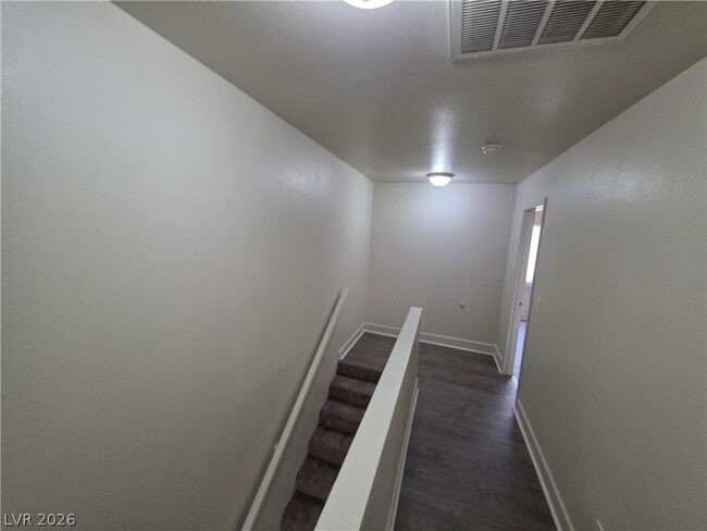 Building Photo - 3412 Townhouse Dr