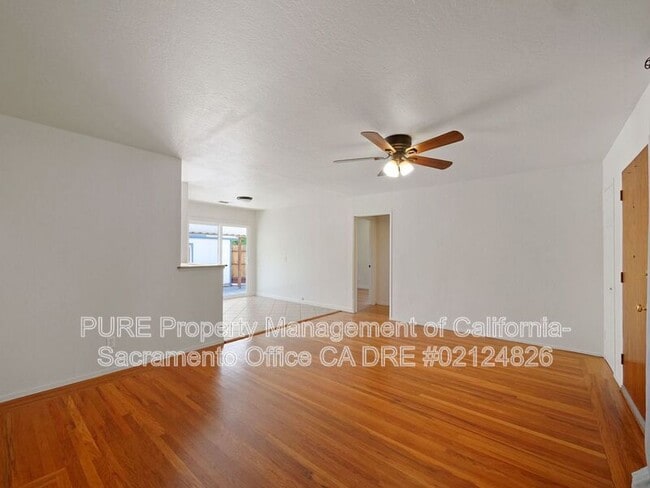 Building Photo - 4741 60th St