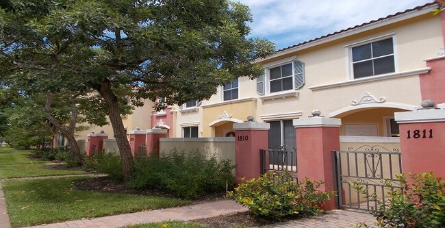 Building Photo - 6550 Morgan Hill Trail