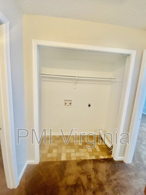 Building Photo - 5142 Settlers Park Dr