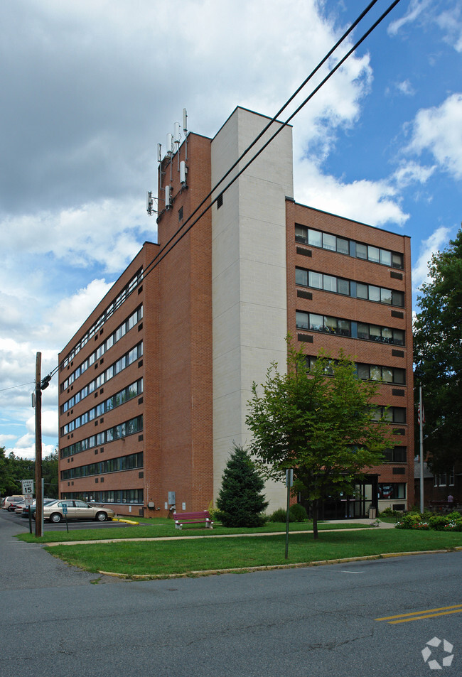 Primary Photo - St. John's Towers