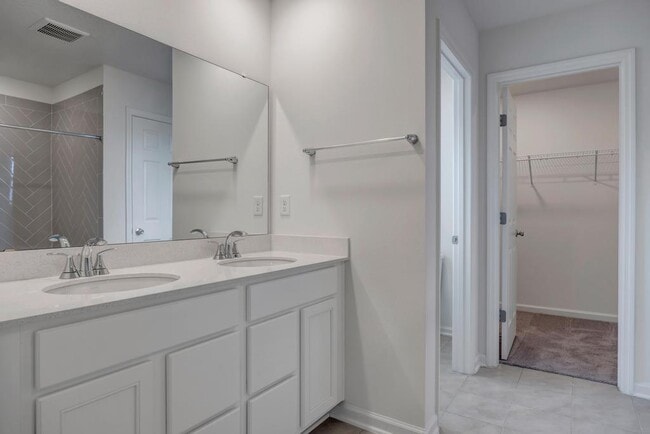 Building Photo - 115 Gourd Is Wy