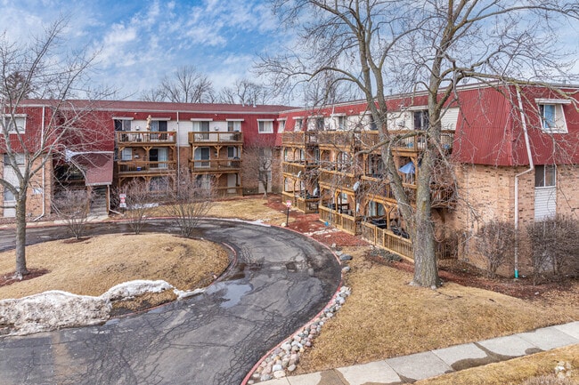 Primary Image - Linden Woods