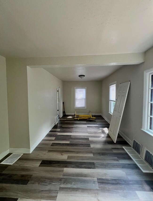 Building Photo - 2736 N 52nd St