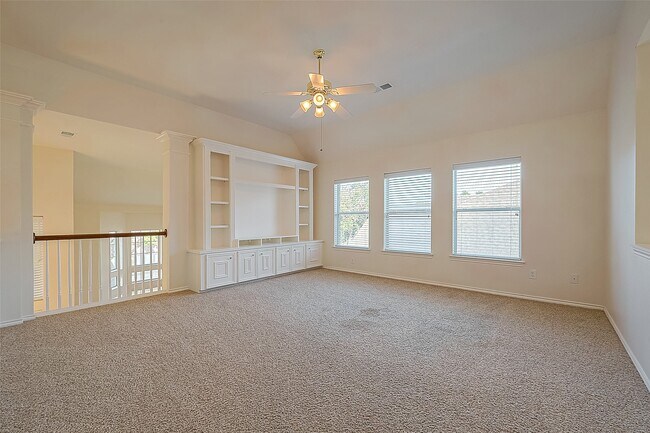 Building Photo - 21411 Willow Glade Dr