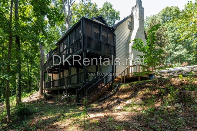 Building Photo - 2133 Cooper Way