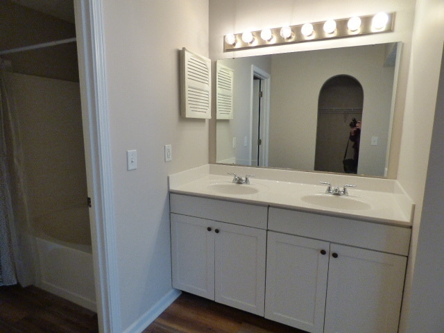 Building Photo - Chatterton Commons Condo