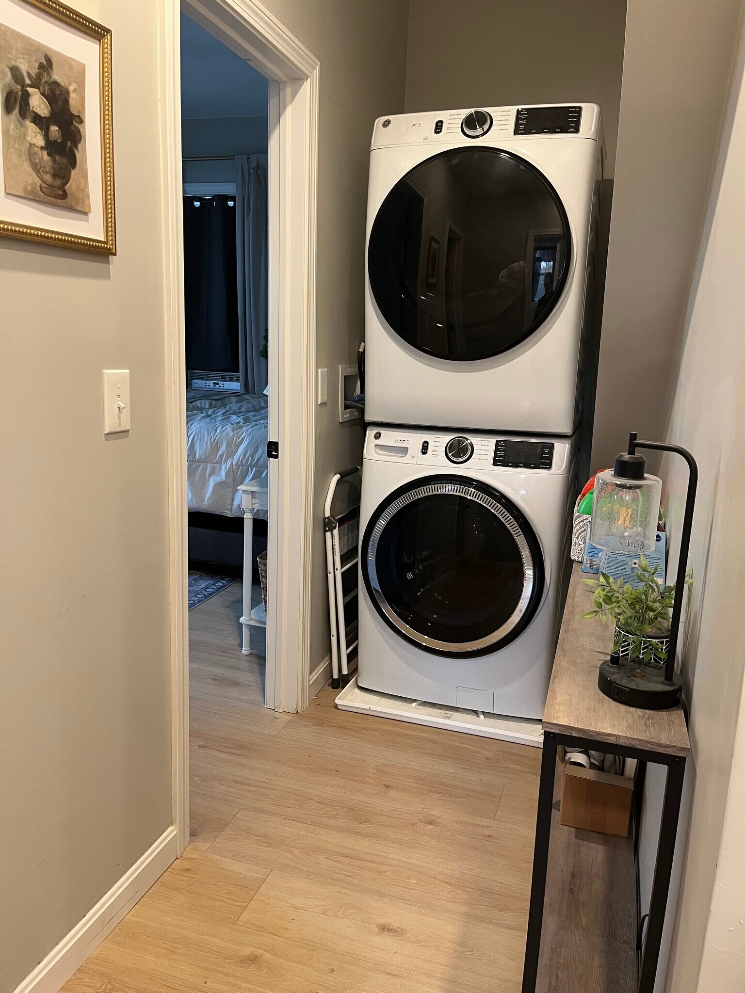 Building Photo - 130 Mount Vernon St