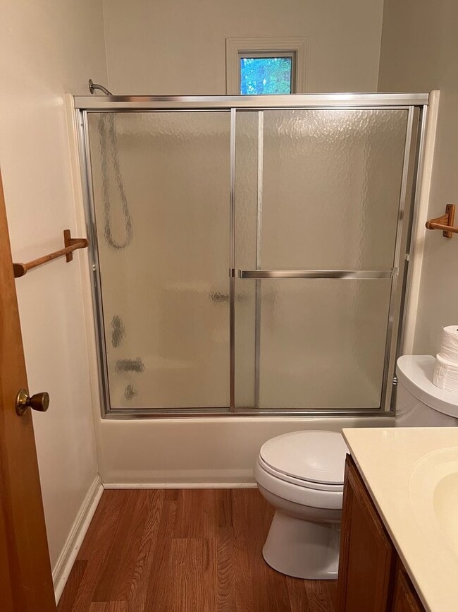 Building Photo - 2 BEDROOM HOME NEAR SPIDER LAKE