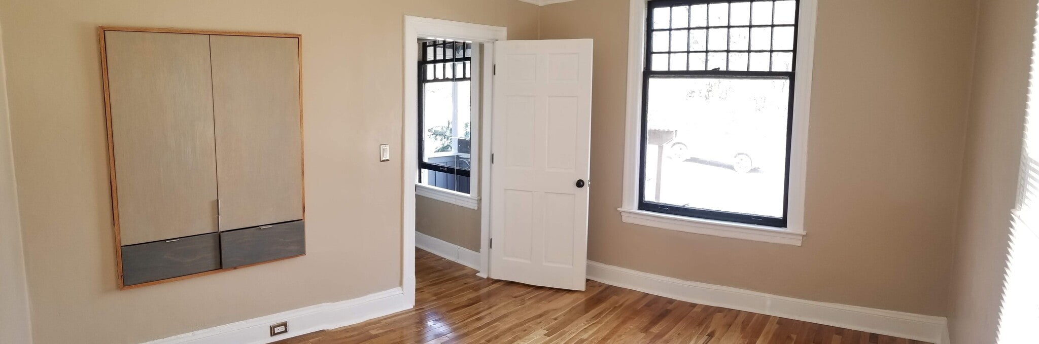 Building Photo - 1919 E Thomas St