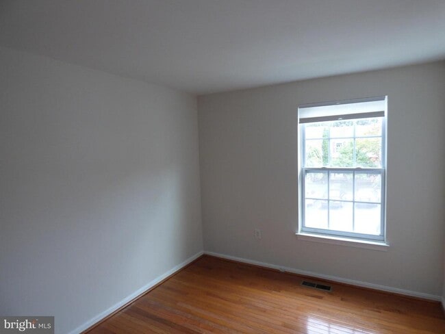 Building Photo - 13422 Country Ridge Dr