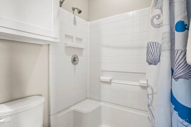 Building Photo - 2727 Eleventh Street-SI ID1023166P