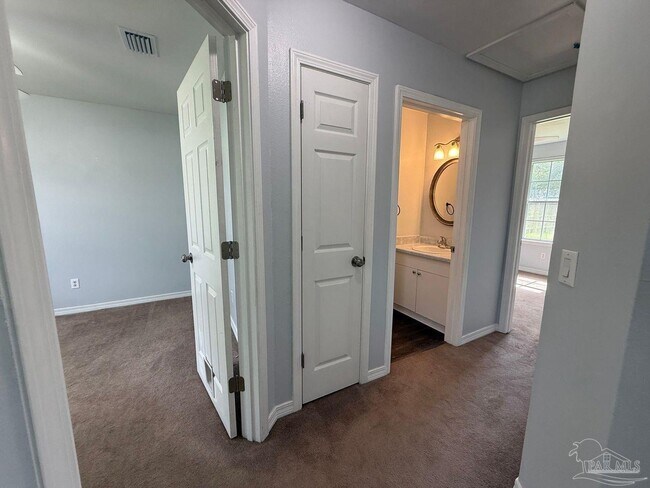 Building Photo - 2111 Coral Creek Dr