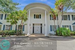 Building Photo - 2250 NE 66th St