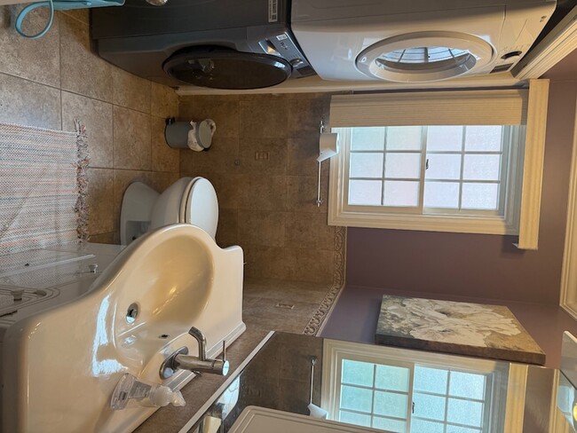 Building Photo - 284 Semton Blvd