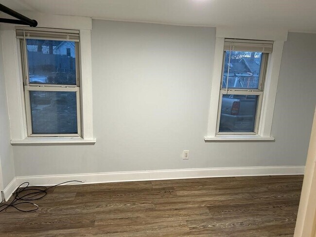 Building Photo - 75 Milk St