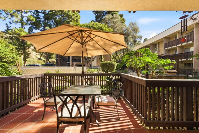 Building Photo - 6202 Friars Rd