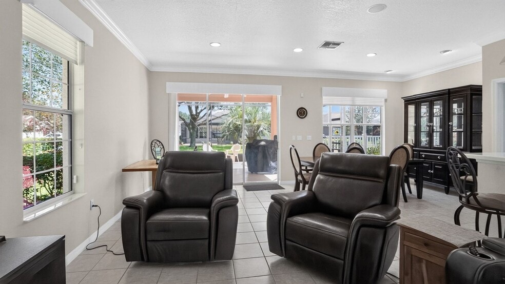 Building Photo - 8525 SW 86th Terrace