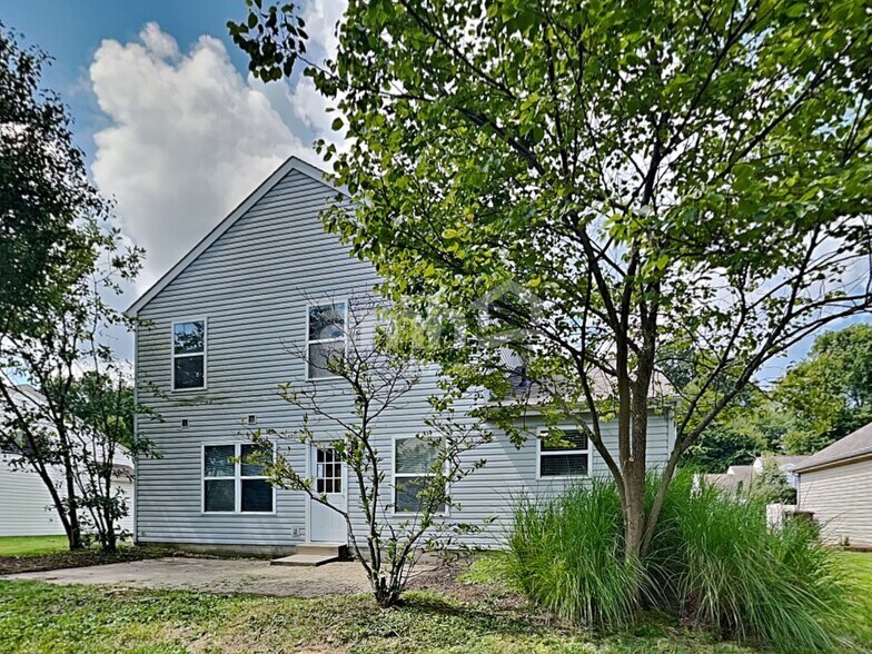 Building Photo - 6083 Weber Oaks Dr