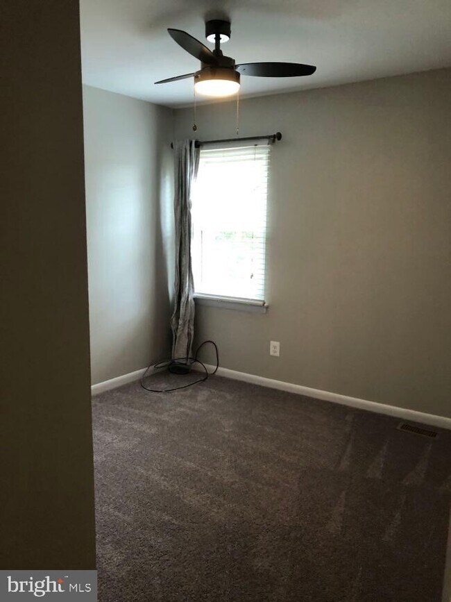Building Photo - 104 Catoctin Cir SW