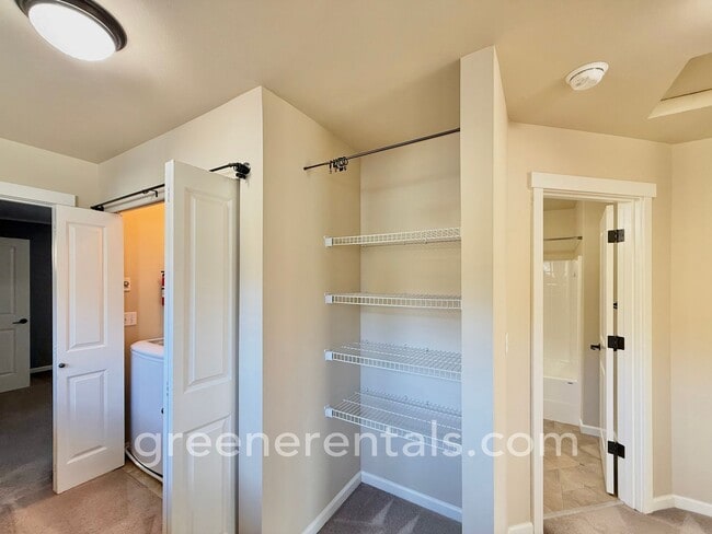 Building Photo - 3BR/2.5BA Home in Quiet Tumwater Neighborhood