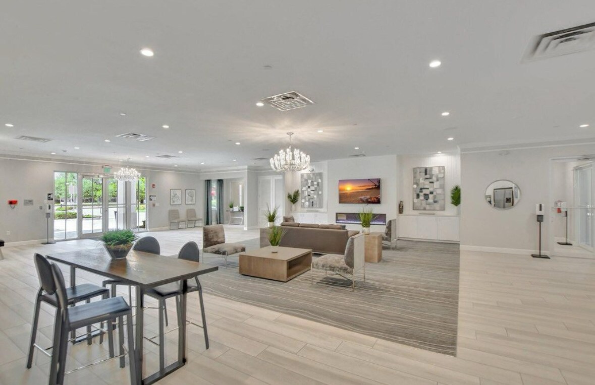 Building Photo - 1136 Rio Ct