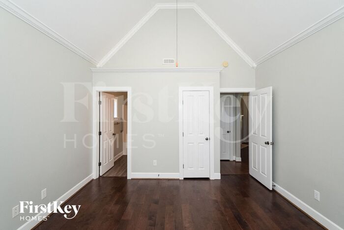 Building Photo - 136 Creekstone Tr